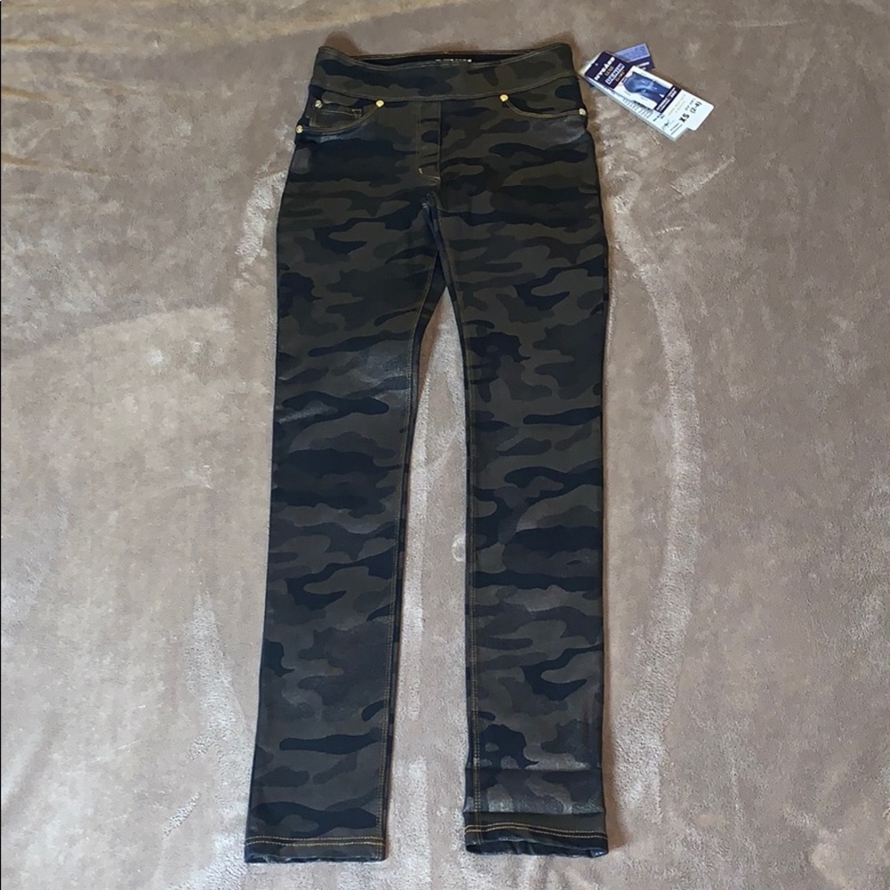 NEW Nygard SLIMS Luxe Denim (XS)